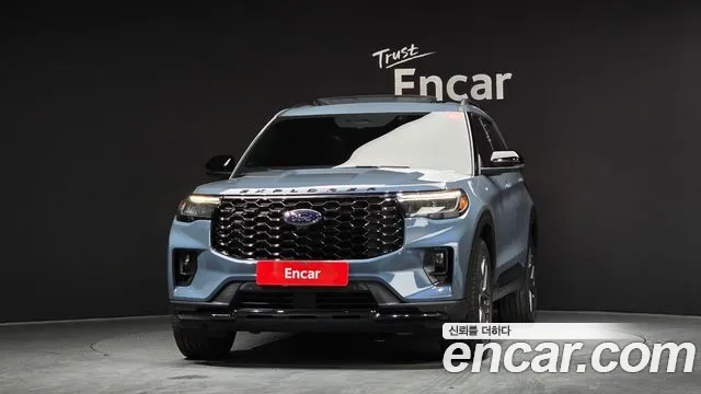 Ford Explorer 2025