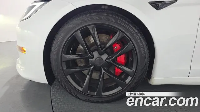 Tesla Model S 2023