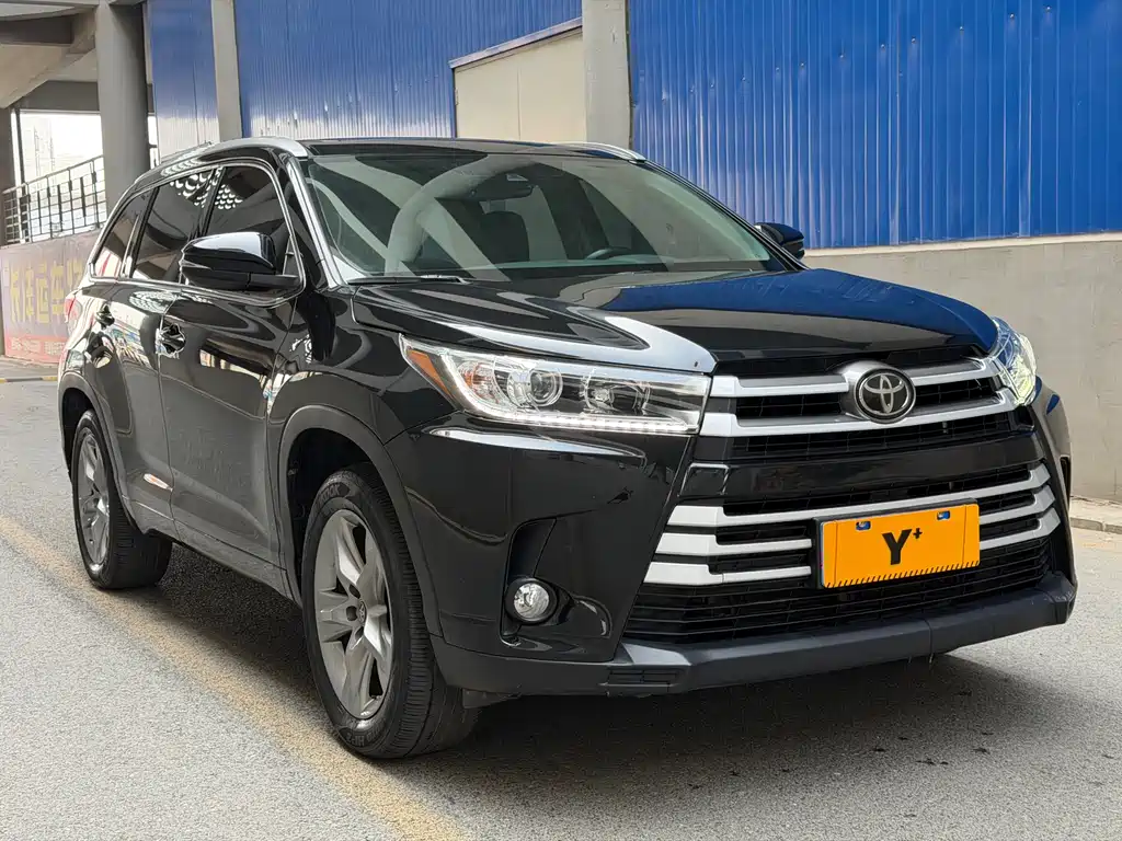 Toyota Highlander 2021