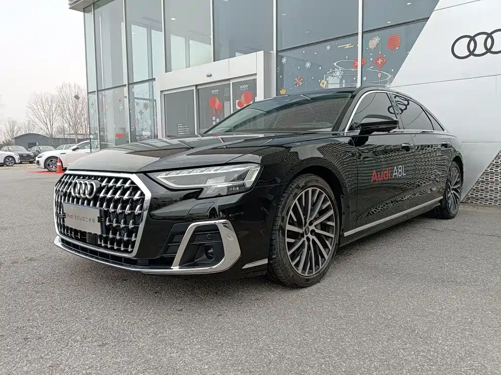 Audi A8 2024