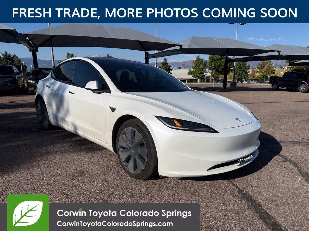 Tesla Model 3 2024