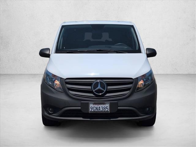 Mercedes-Benz Metris 2023
