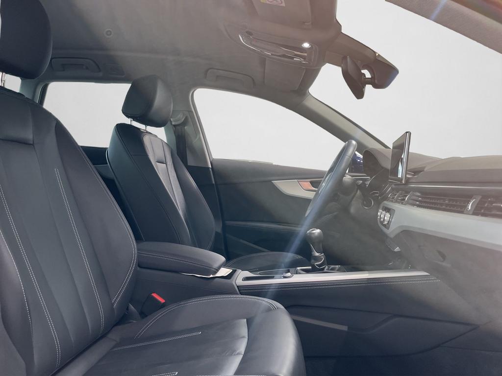 Audi A4 2023