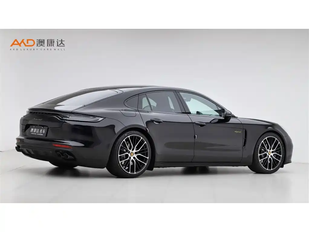 Porsche Panamera 2024