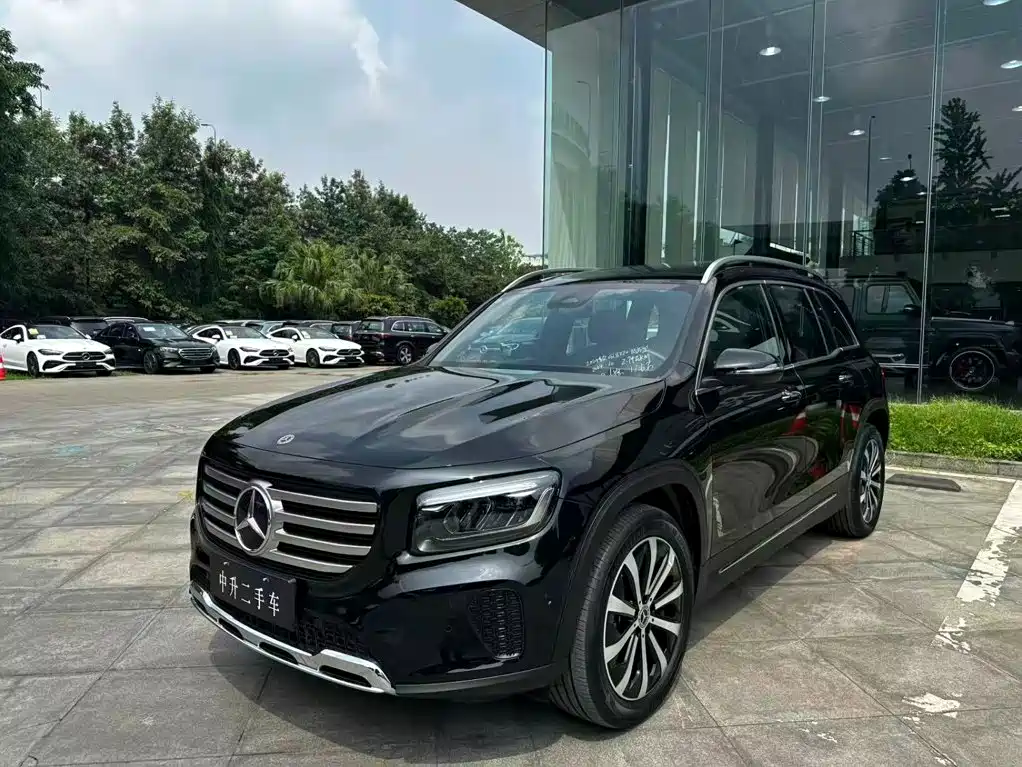 Mercedes-Benz GLB 2024