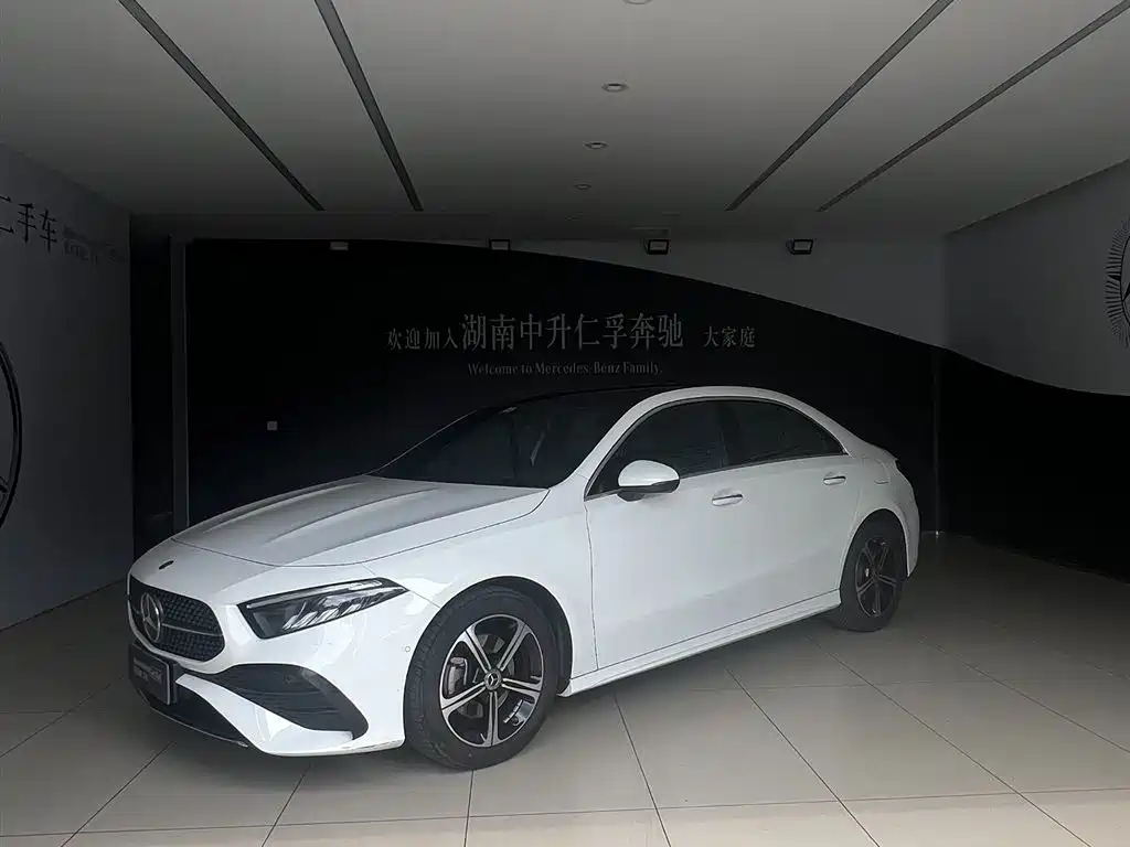 Mercedes-Benz A-Класс 2023