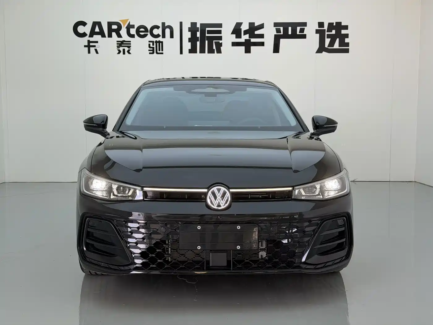 Volkswagen Passat 2025