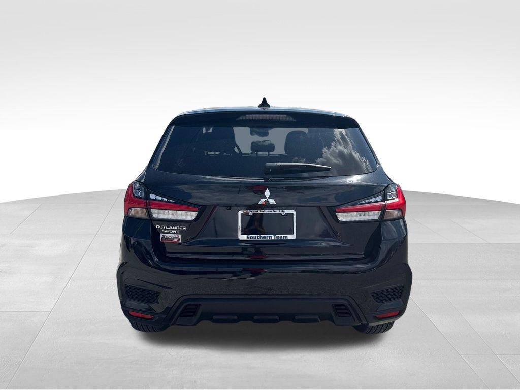 Mitsubishi Outlander Sport 2024