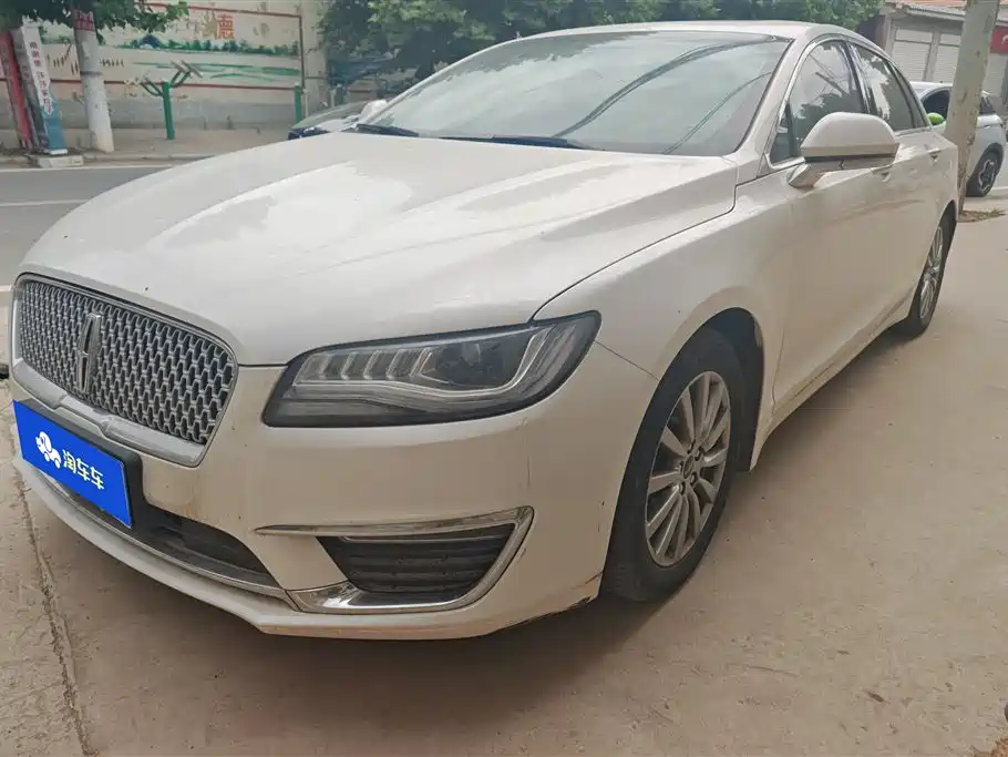 Lincoln MKZ 2020