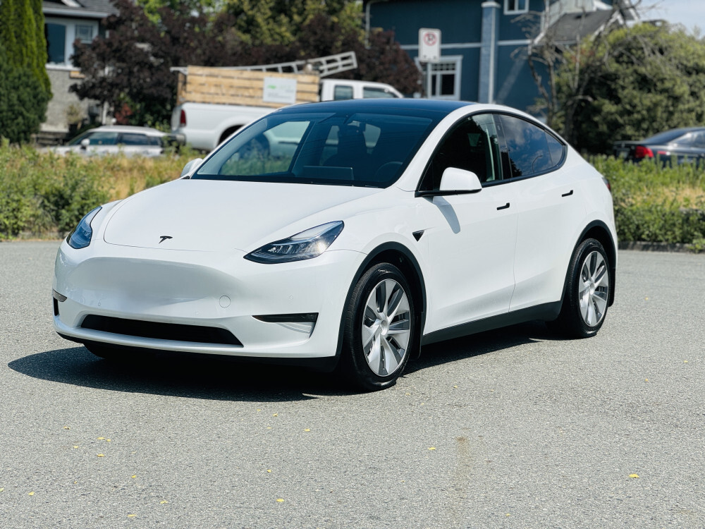 Tesla Model Y 2022