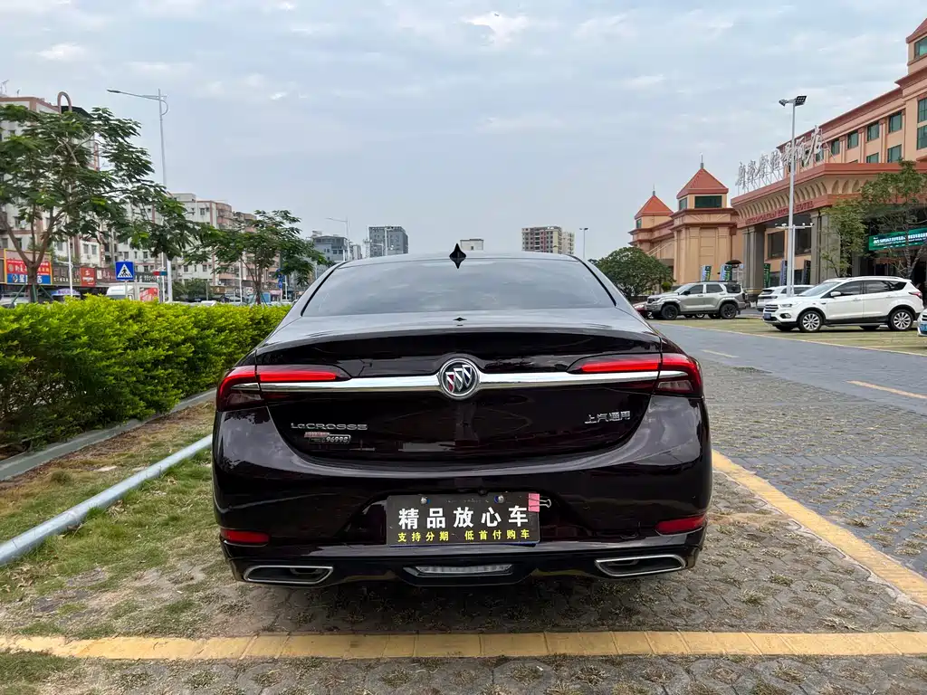 Buick LaCrosse 2022