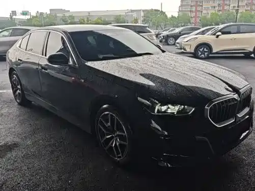 BMW i5 2024