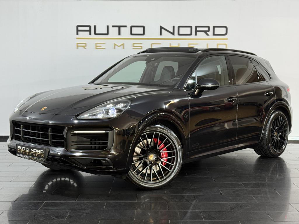 Porsche Cayenne 2021