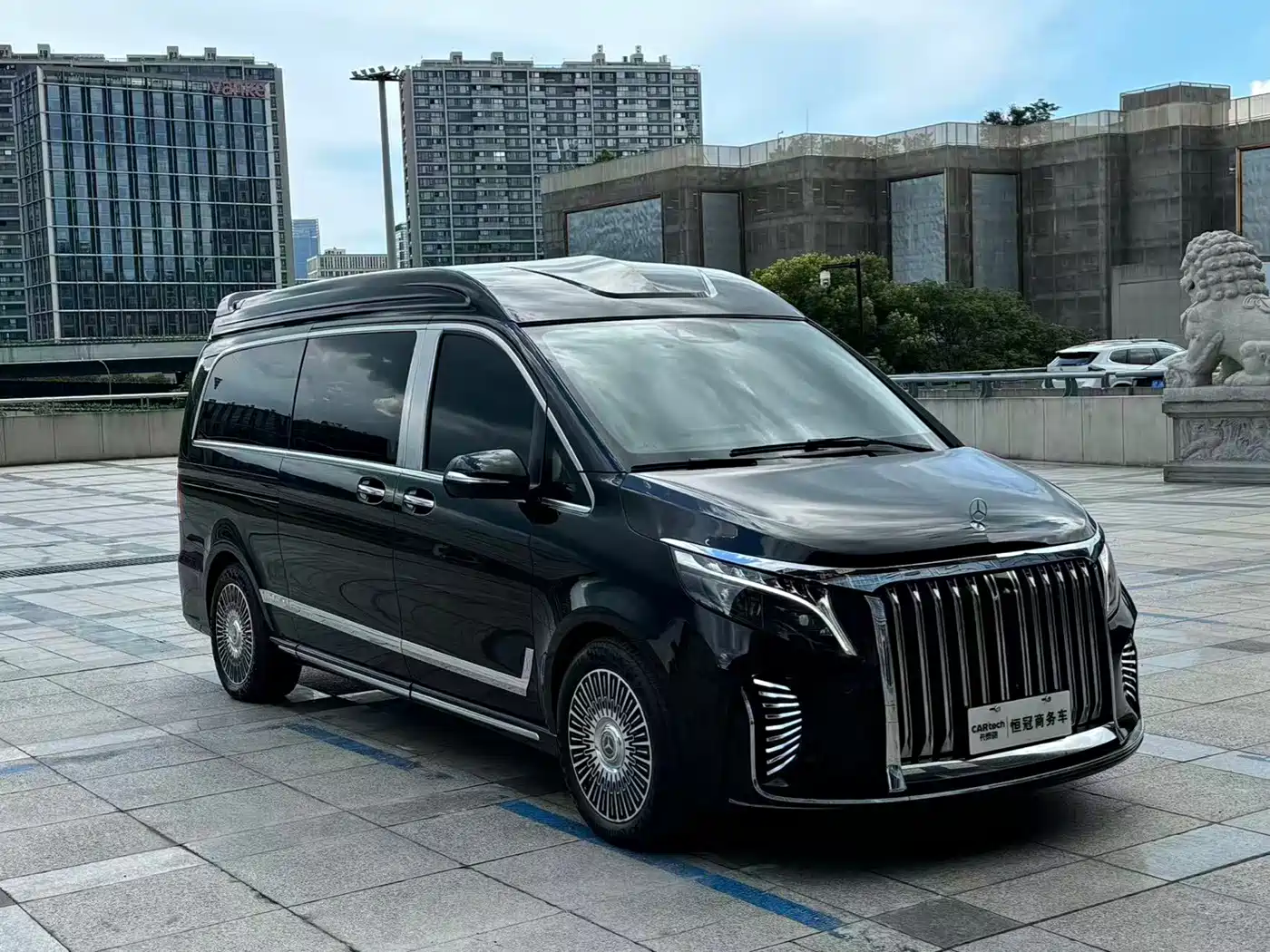 Mercedes-Benz V-Класс 2023