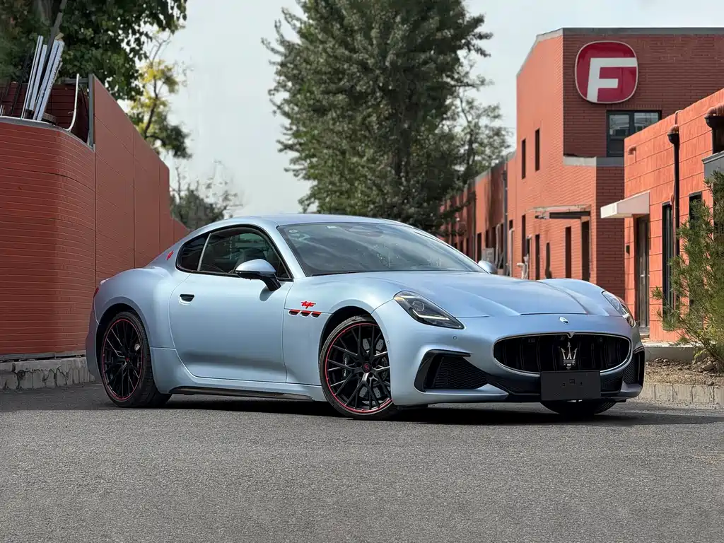 Maserati GranTurismo 2024