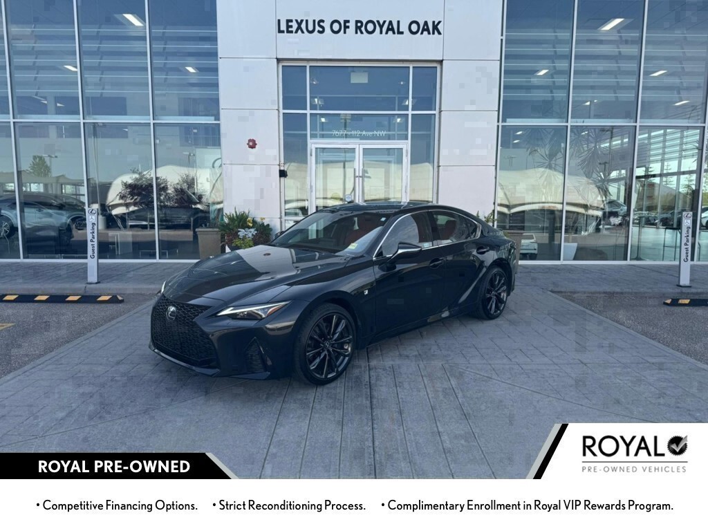 Lexus IS 2023