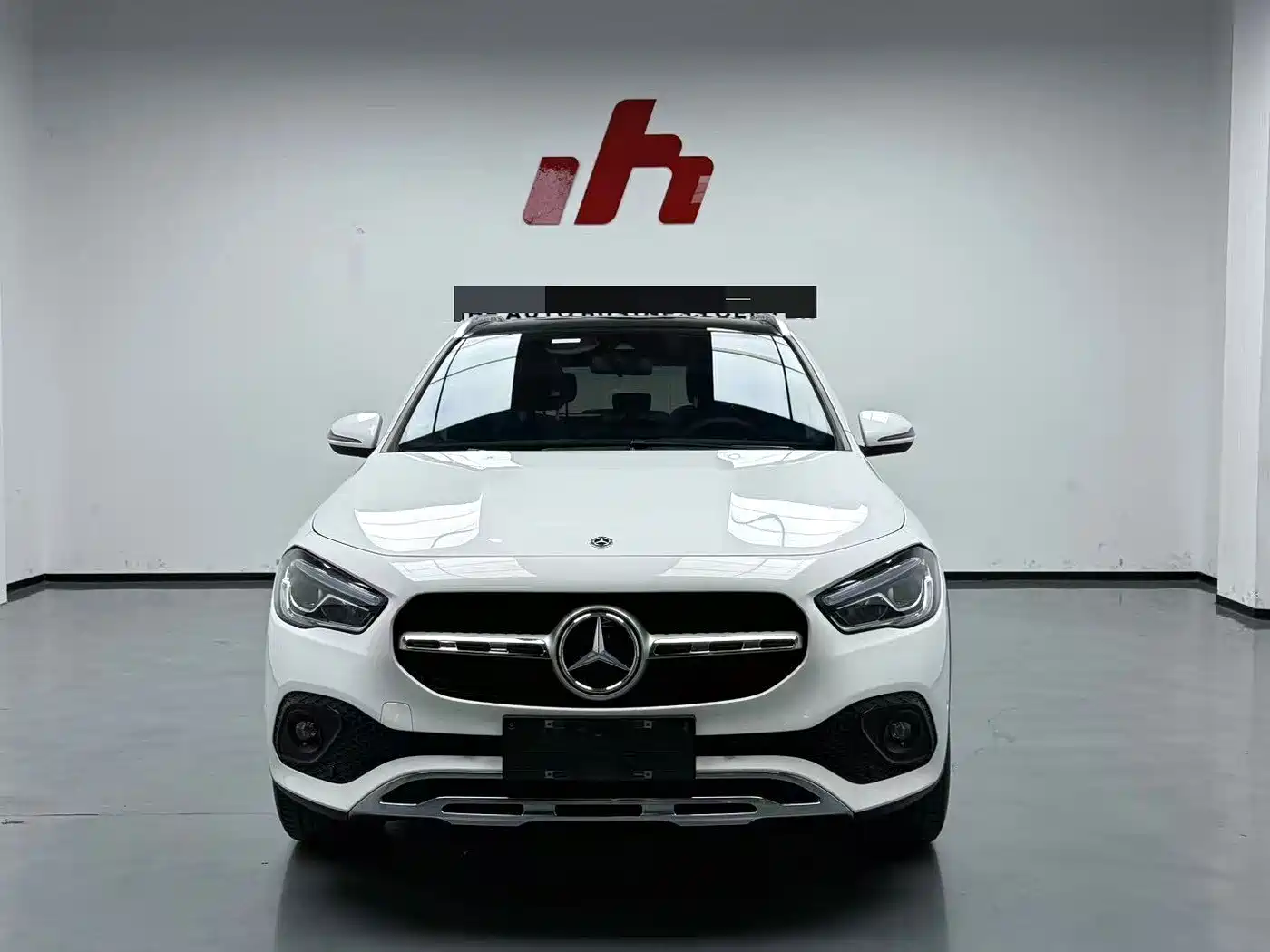 Mercedes-Benz GLA 2023