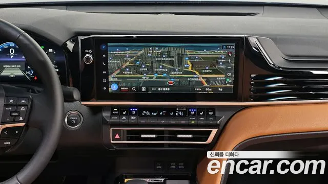 Toyota Camry 2025