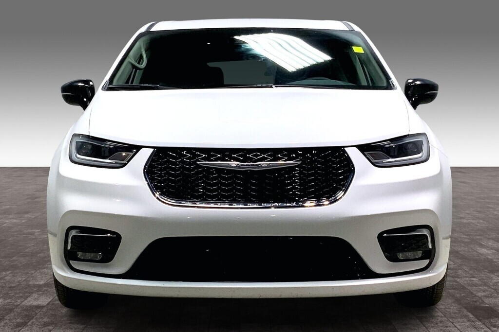 Chrysler Pacifica 2024