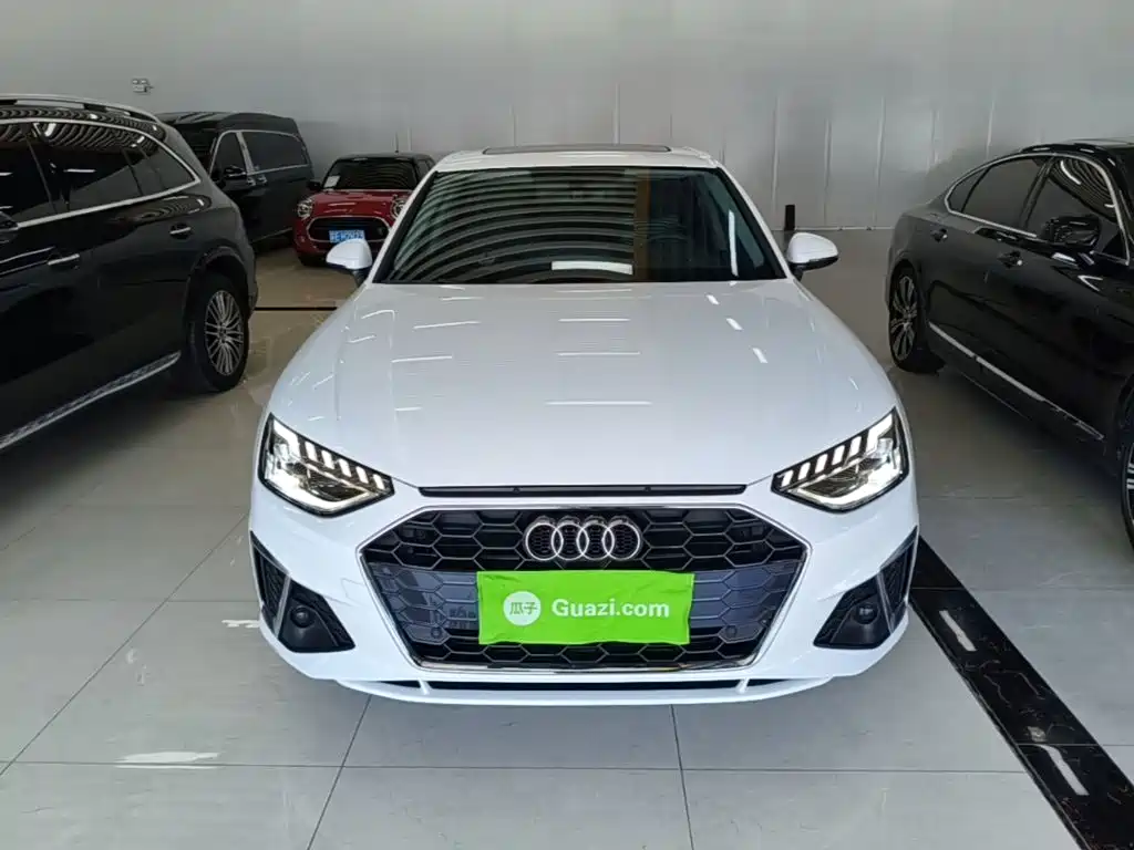 Audi A4 2024