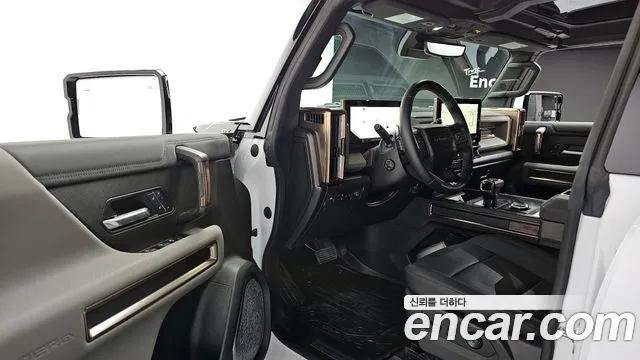 GMC Hummer EV 2025