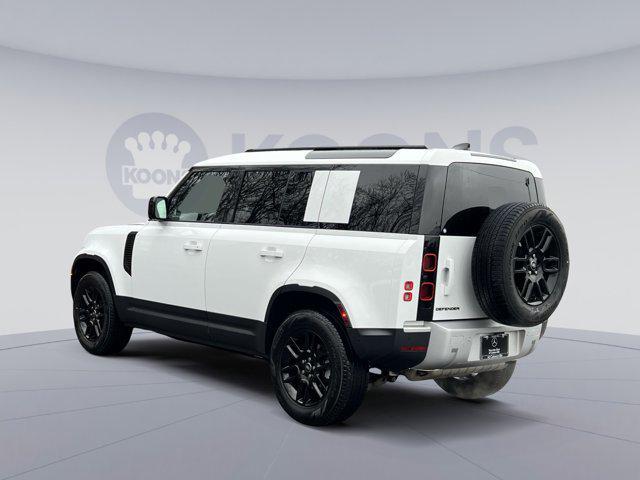Land Rover Defender 2025