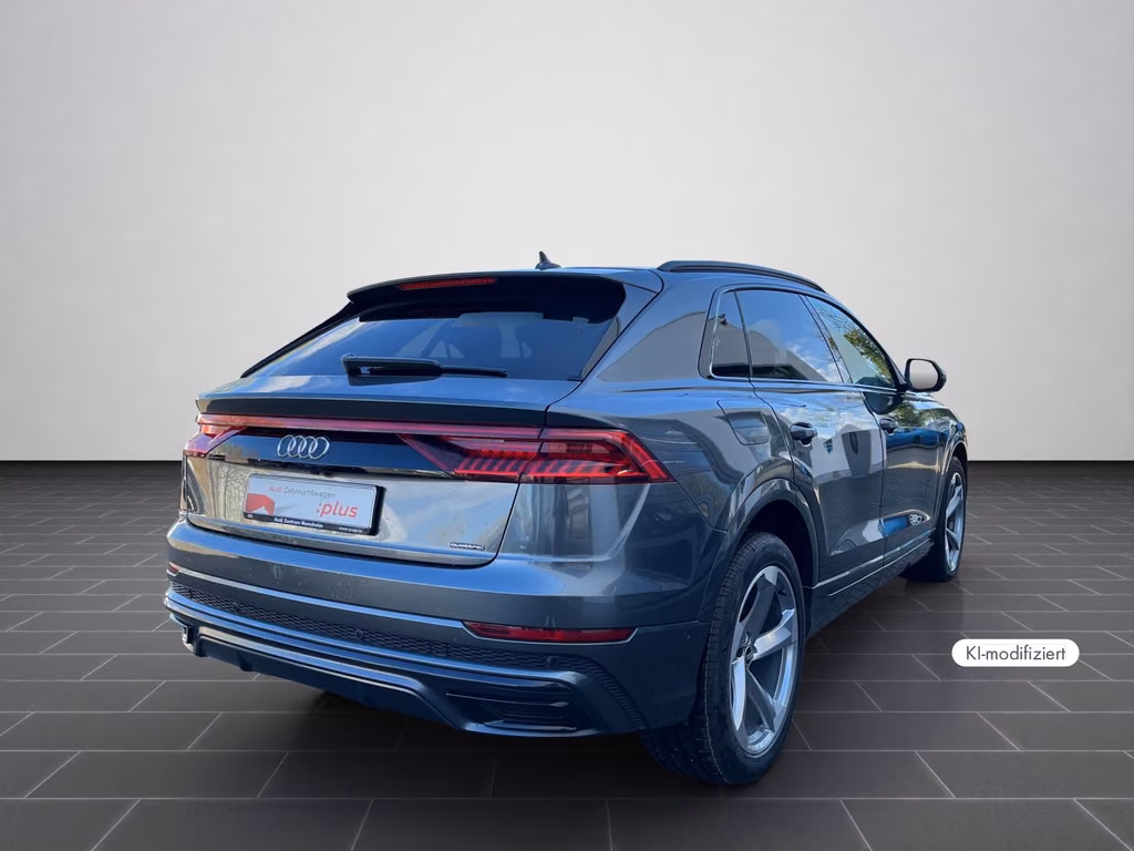 Audi Q8 2023