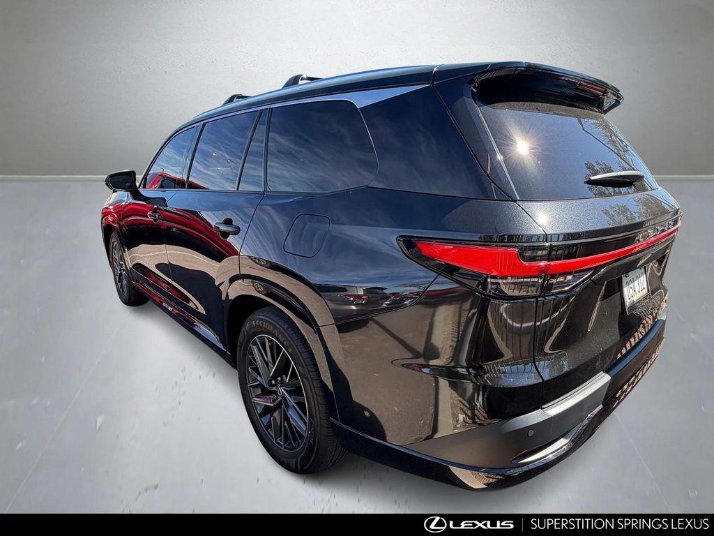 Lexus TX 2025