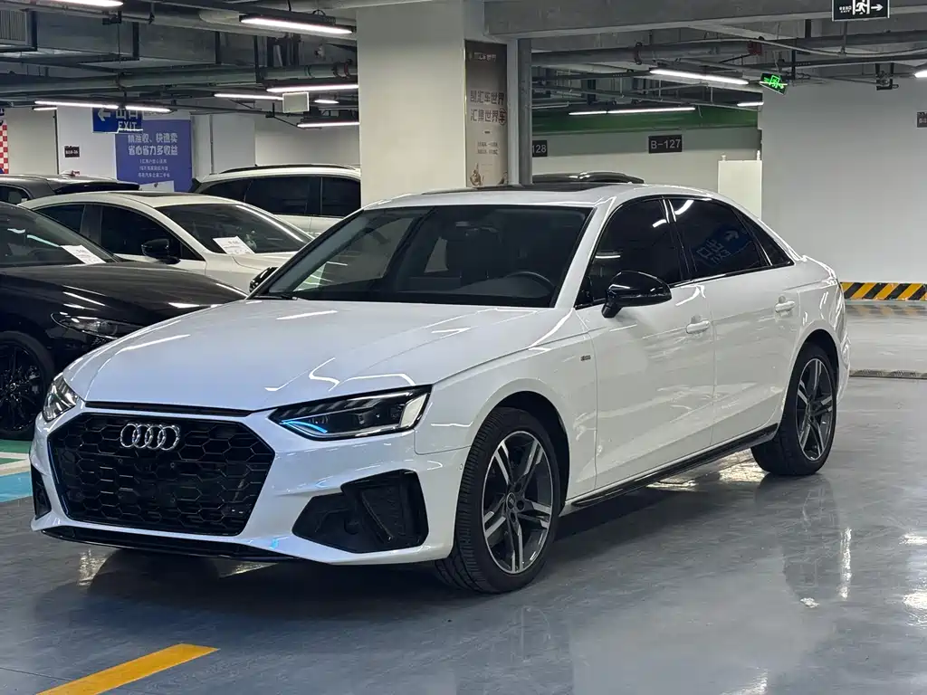 Audi A4 2022