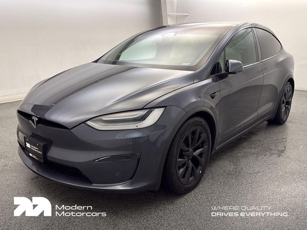 Tesla Model X 2022