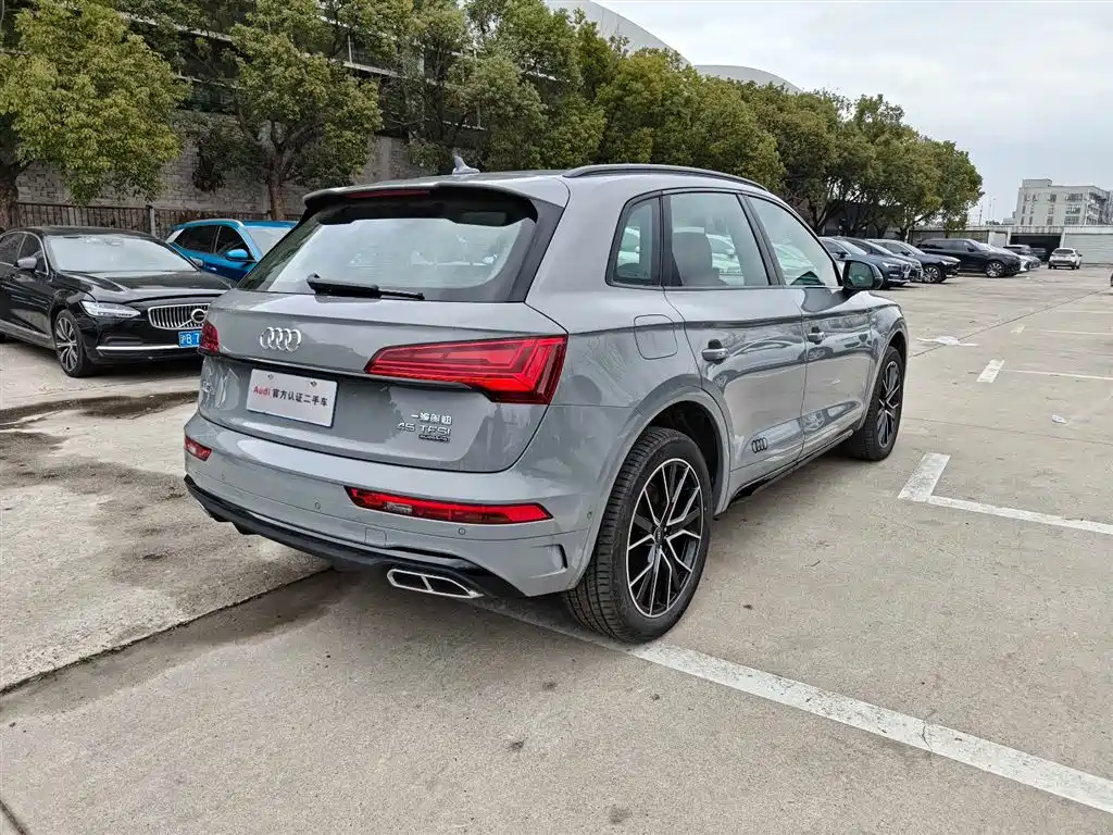 Audi Q5 2025