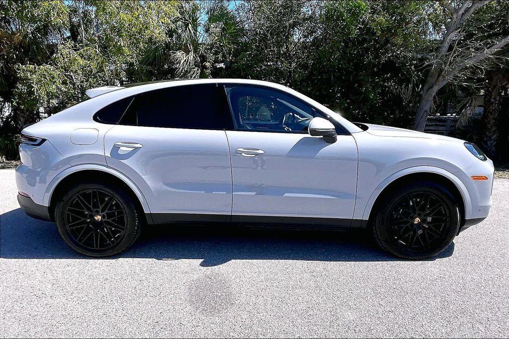 Porsche Cayenne 2024