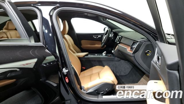 Volvo S60 2024