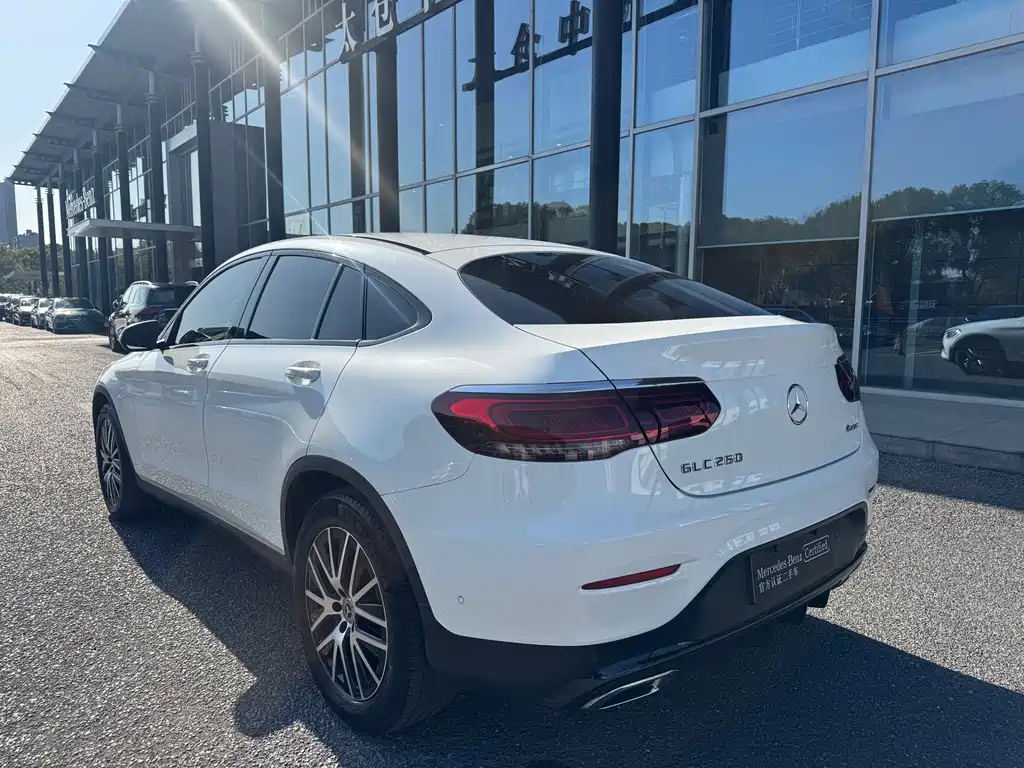 Mercedes-Benz GLC Coupe 2023