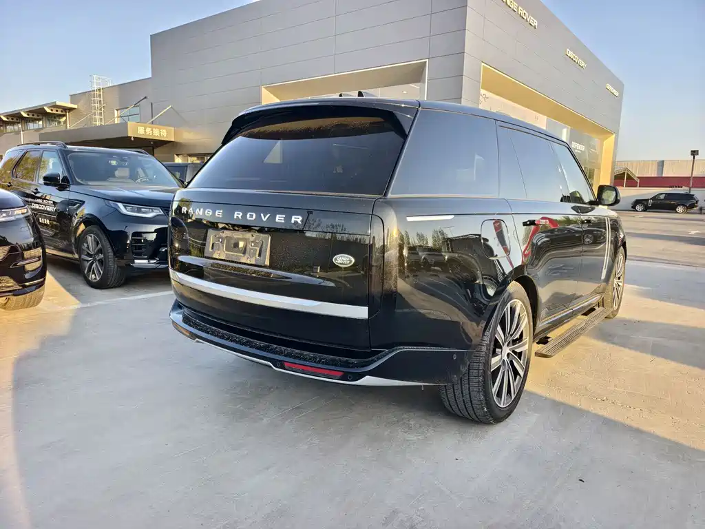 Land Rover Range Rover 2024