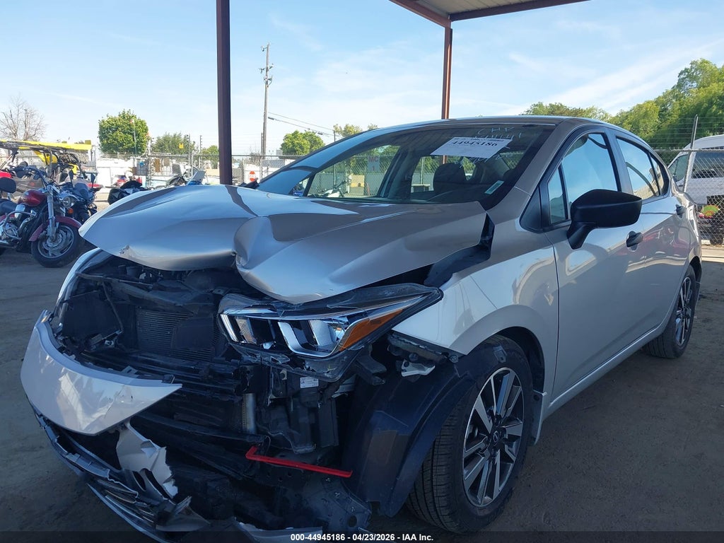 Nissan Versa 2024
