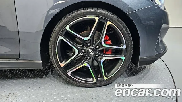 Hyundai Veloster 2020
