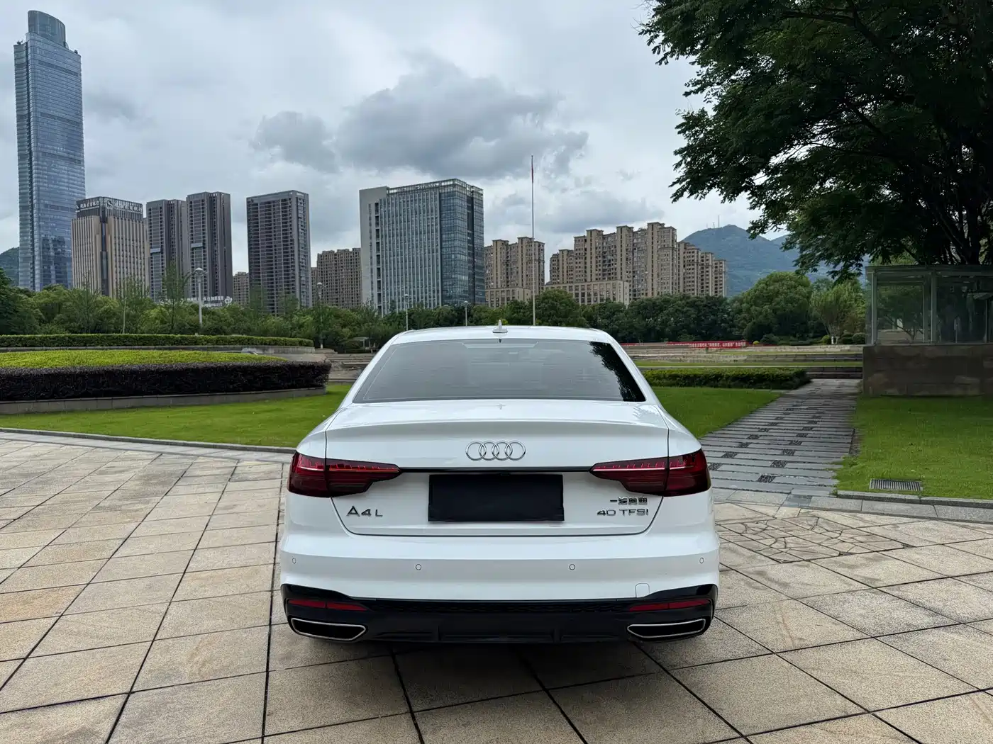 Audi A4 2025