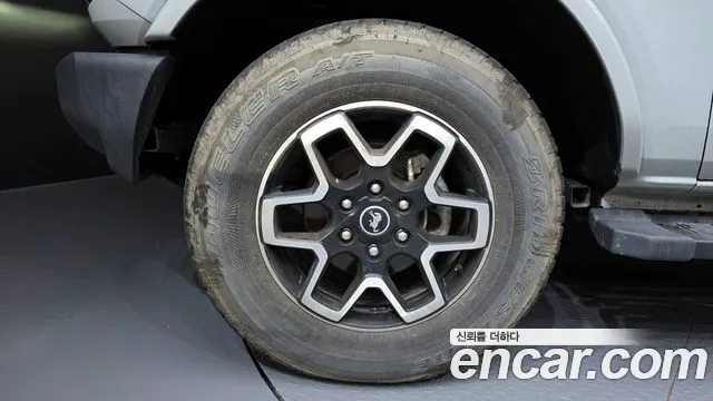 Ford Bronco 2023