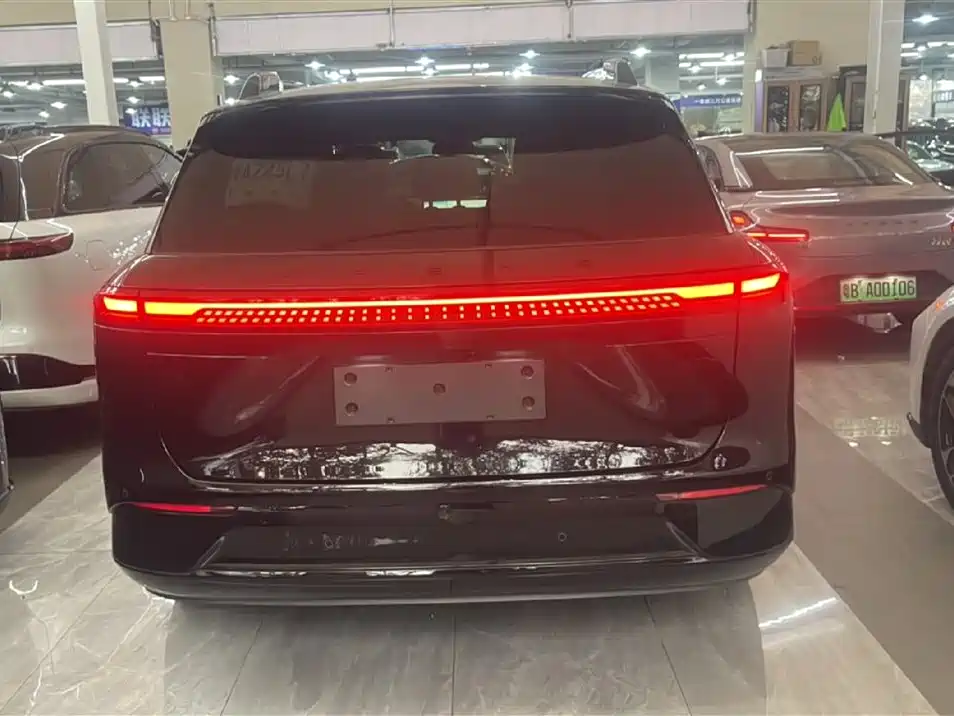 Xpeng G9 2025