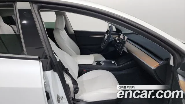Tesla Model 3 2021