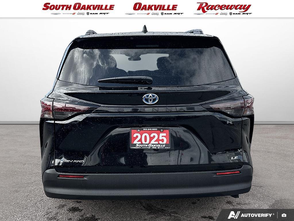 Toyota Sienna 2025