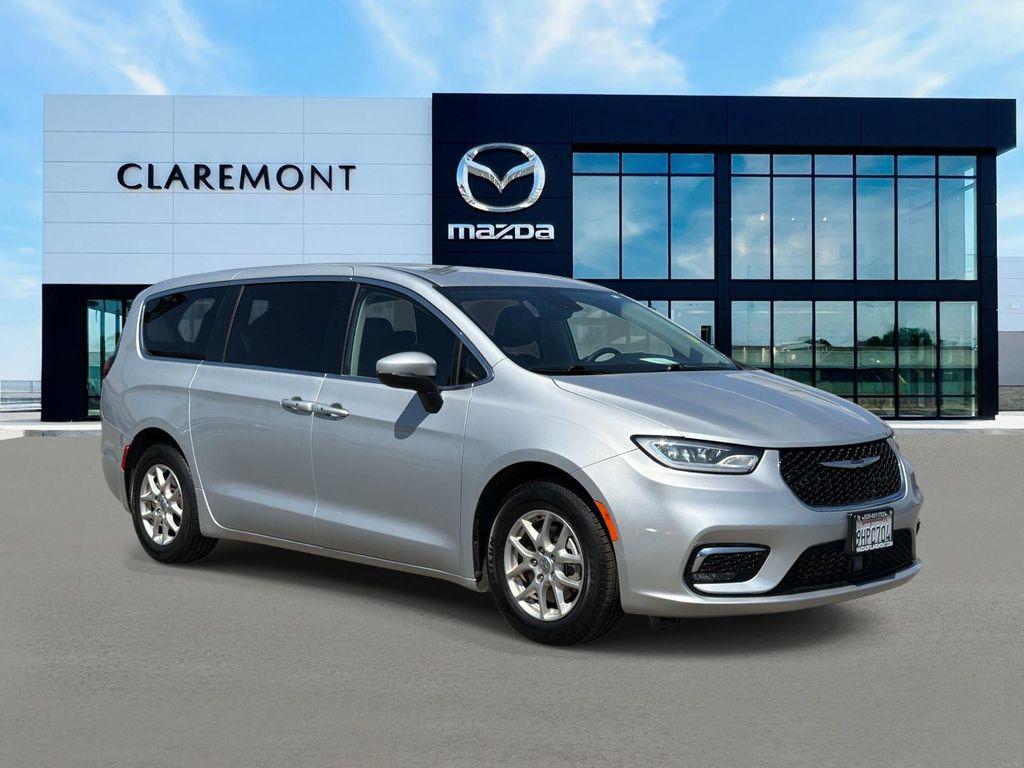Chrysler Pacifica 2023