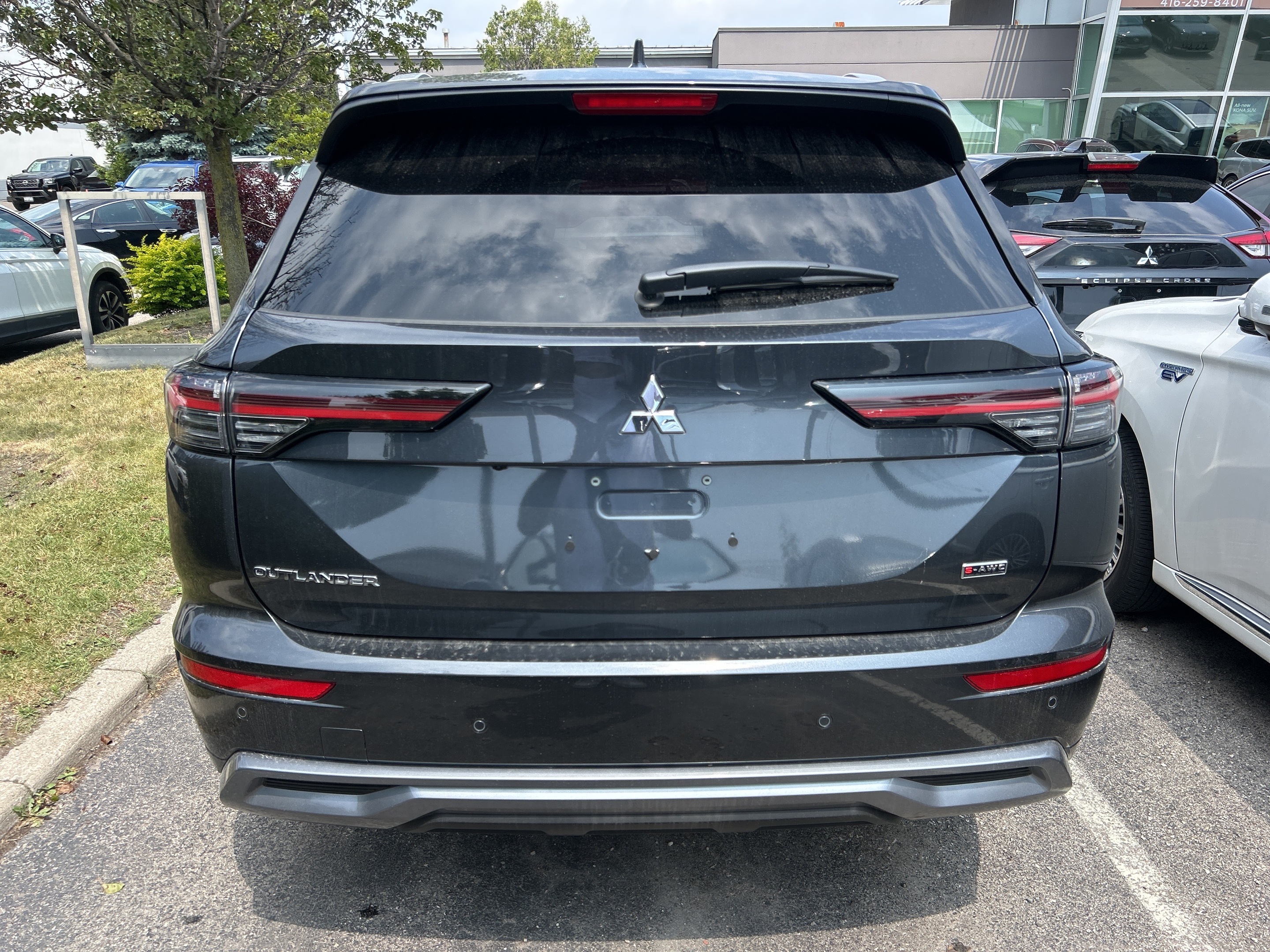 Mitsubishi Outlander 2025