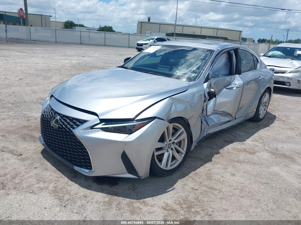 Lexus IS 300 2023