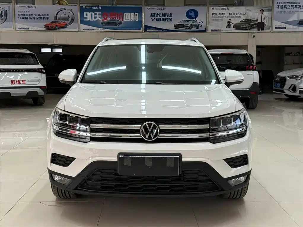 Volkswagen Tharu 2022