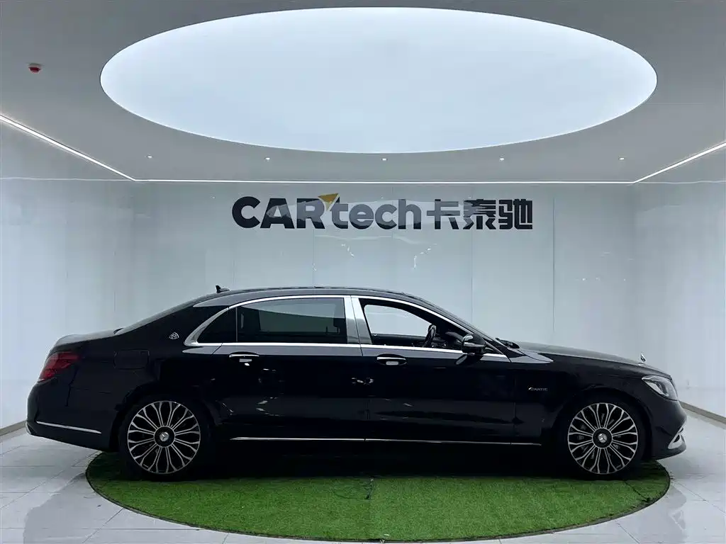 Mercedes-Benz Maybach S-Класс 2021