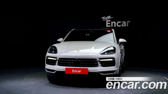Porsche Cayenne 2021
