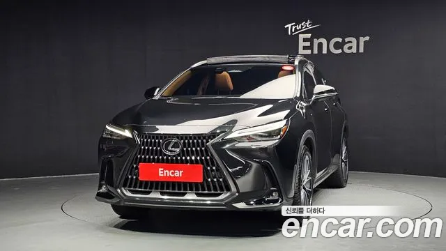 Lexus NX 2024