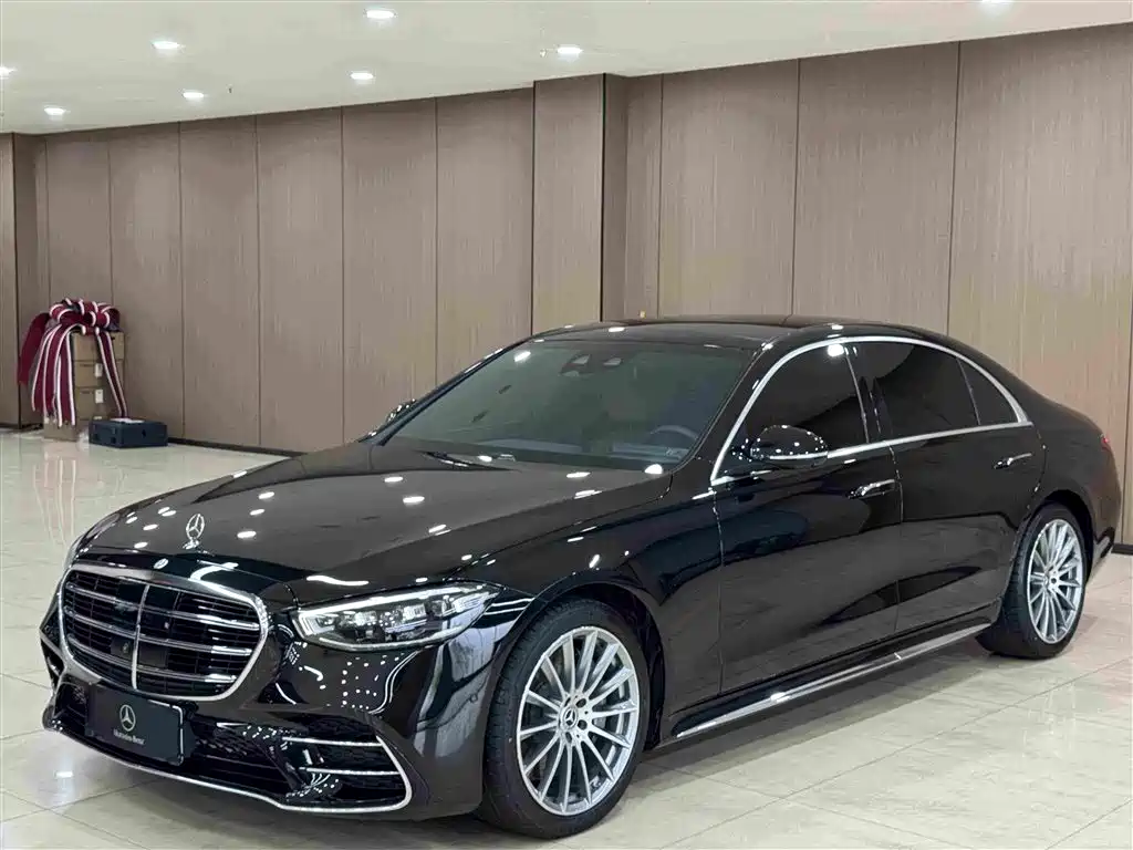 Mercedes-Benz S-Класс 2023
